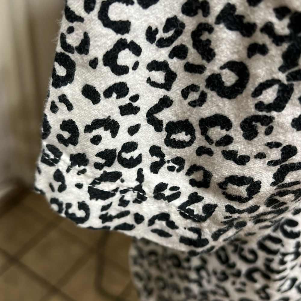 Victoria’s Secret Leopard Gown/Robe with Drawstring, Pink Accents, Cotton, Large - Picture 11 of 12